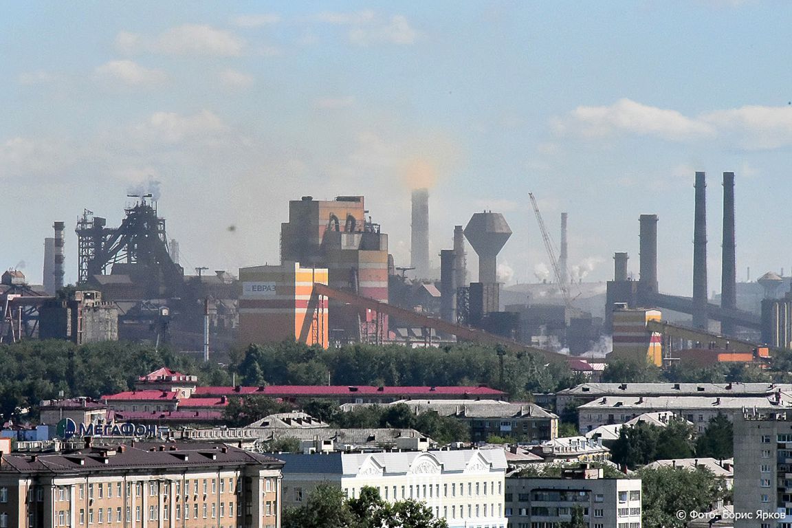 Выбросы загрязняющих веществ в воздух на Среднем Урале сократились на 82,5  тысячи тонн - «Уральский рабочий»